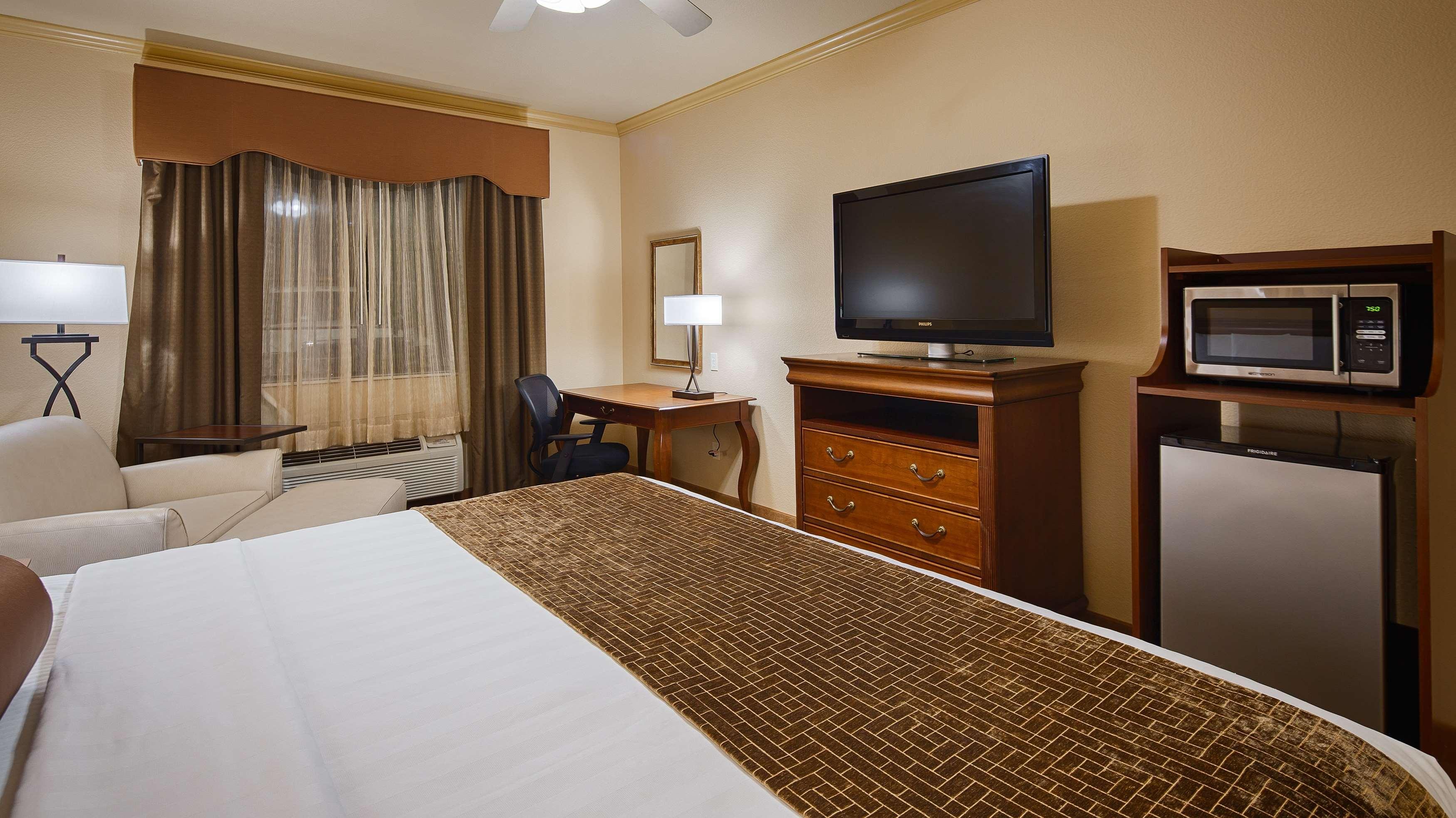 Best Western Plus Crown Colony Inn & Suites Lufkin Kültér fotó