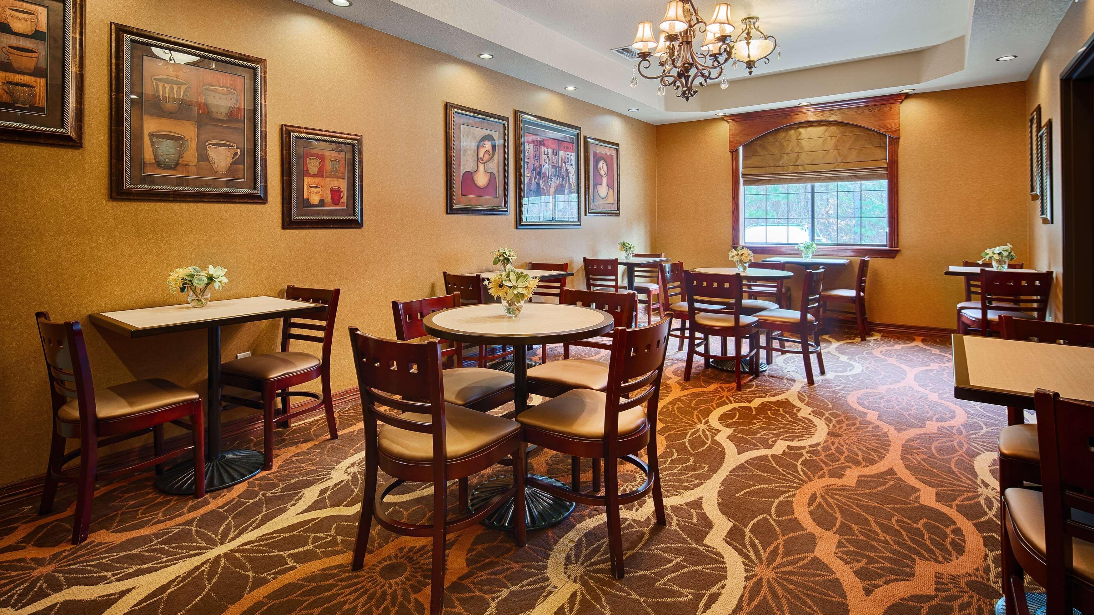 Best Western Plus Crown Colony Inn & Suites Lufkin Kültér fotó