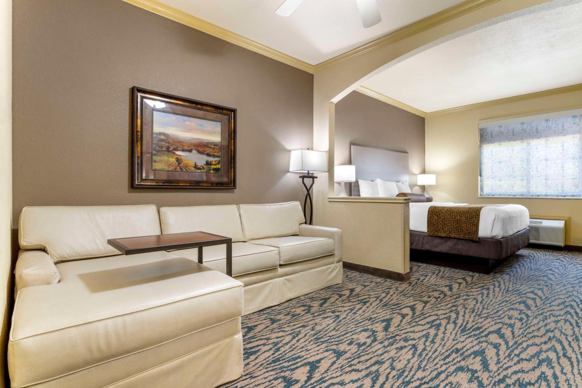 Best Western Plus Crown Colony Inn & Suites Lufkin Kültér fotó