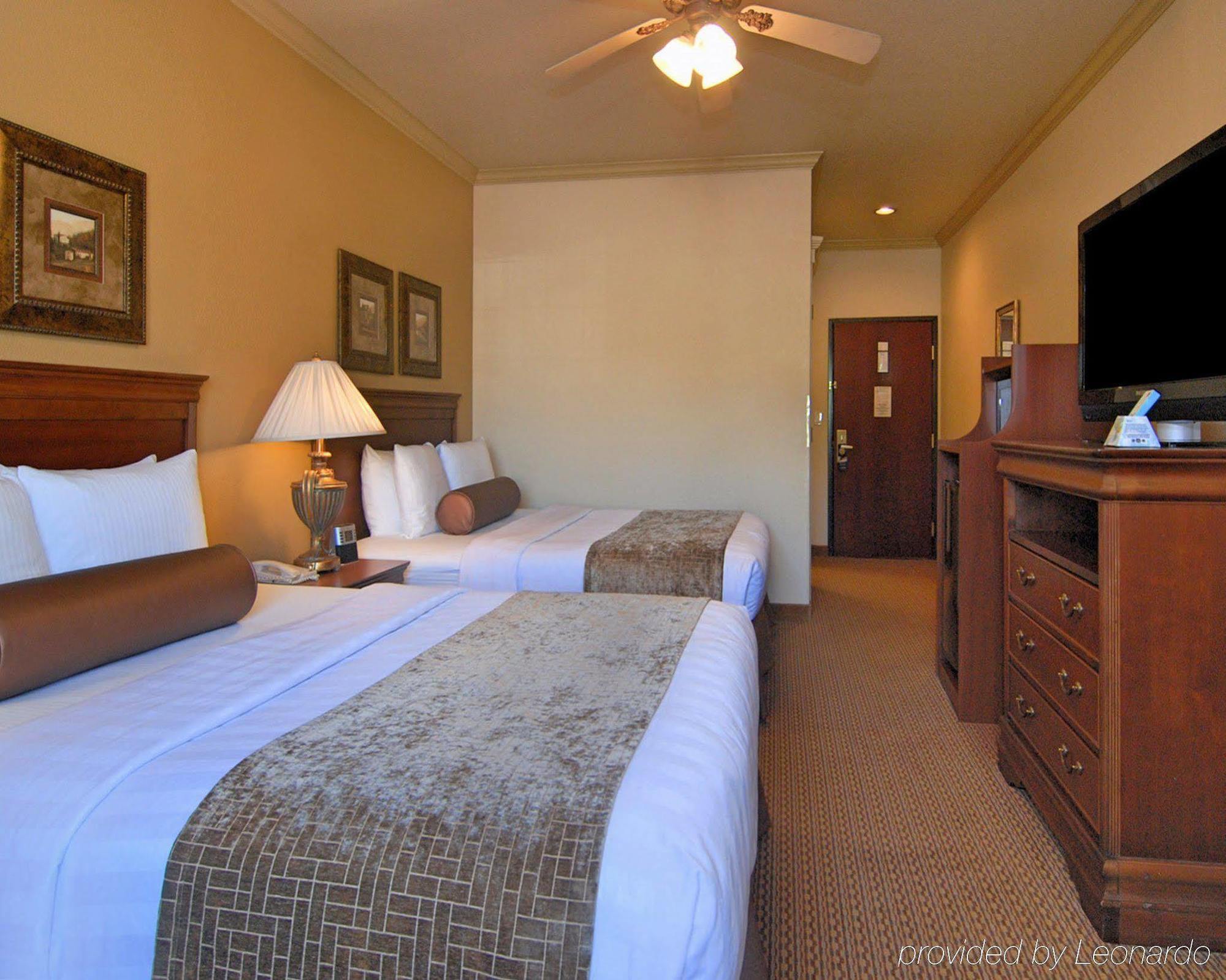 Best Western Plus Crown Colony Inn & Suites Lufkin Kültér fotó