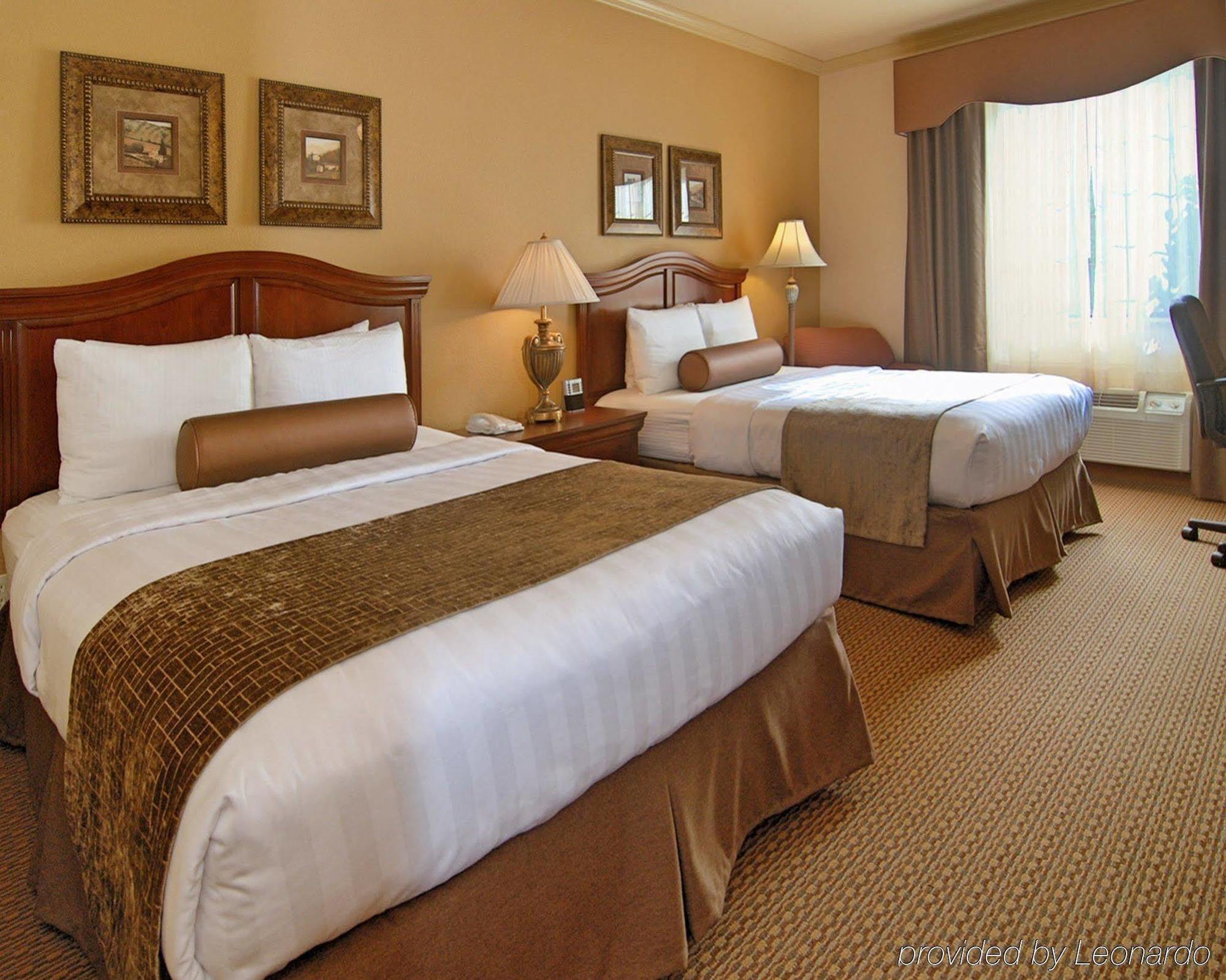Best Western Plus Crown Colony Inn & Suites Lufkin Kültér fotó