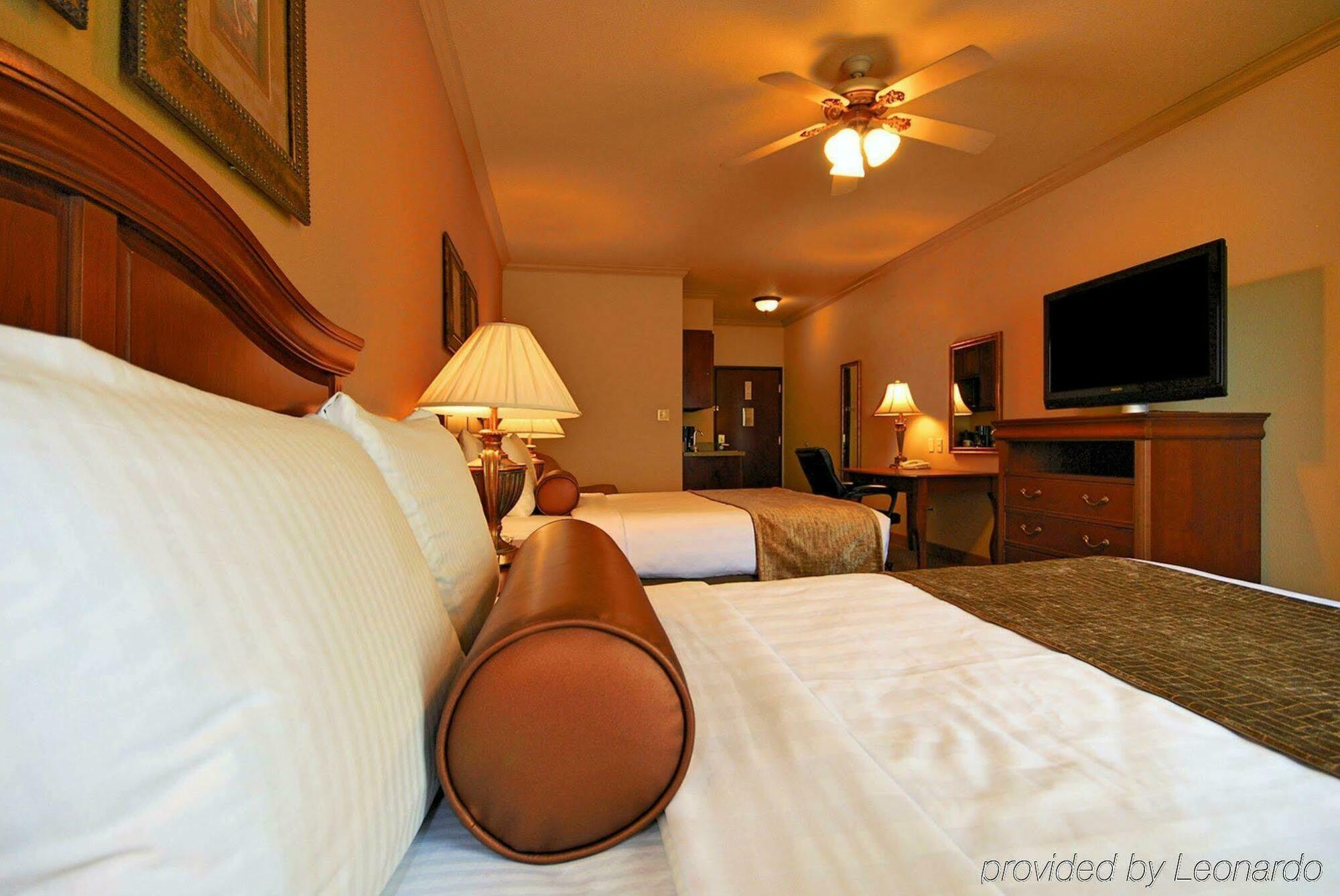 Best Western Plus Crown Colony Inn & Suites Lufkin Kültér fotó